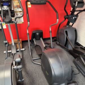 Precor EFX5.21si Elliptical (used)